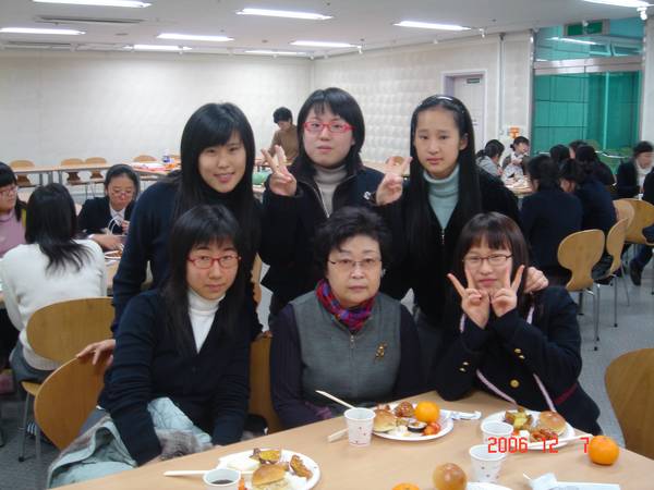 성경 어머니, 예랑캠프