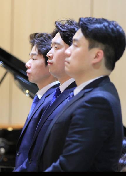 목사 안수식(이상현 전도사 외)
