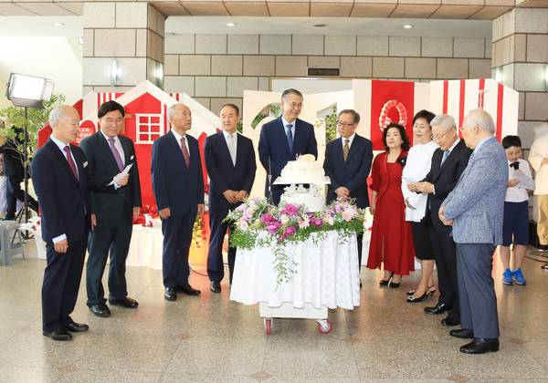 창립31주년기념 축하케익