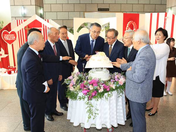 창립31주년기념 축하케익