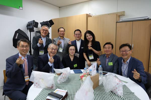 새가족환영회