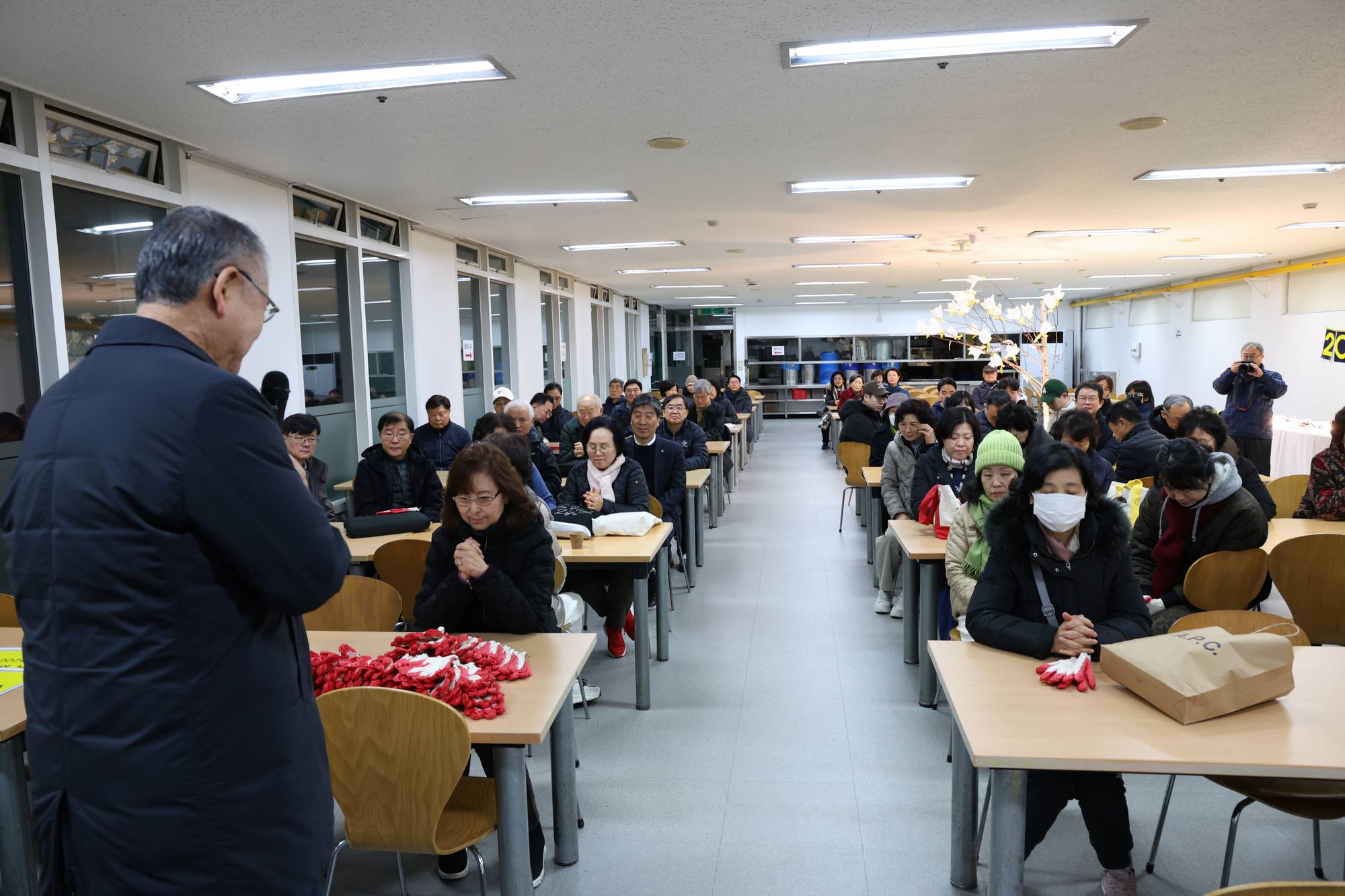 남녀선교괴 주관 교회대청소