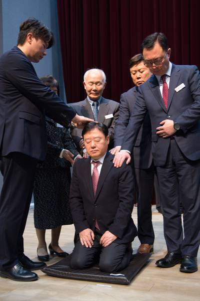 장로 안수집사 권사 임직식